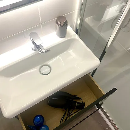 Stylowy Kat W Kameralnej Kamienicy Apartmán *