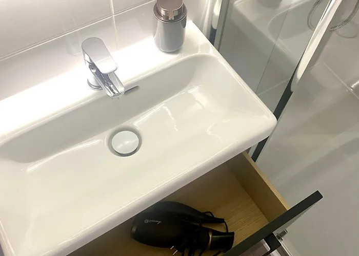 Stylowy Kat W Kameralnej Kamienicy דירה *